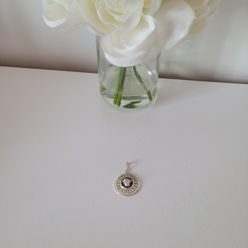Versace Pendant - Picture 2 of 4